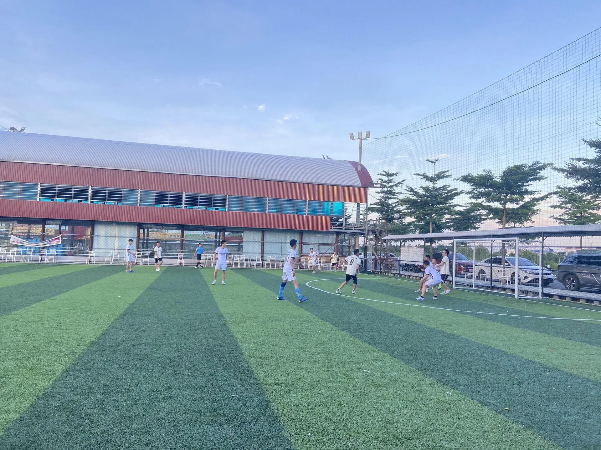 HOẠT ĐỘNG THỂ DỤC THỂ THAO SÔI NỔI SAU GIỜ LÀM VIỆC TẠI THACO AUTO HƯNG YÊN