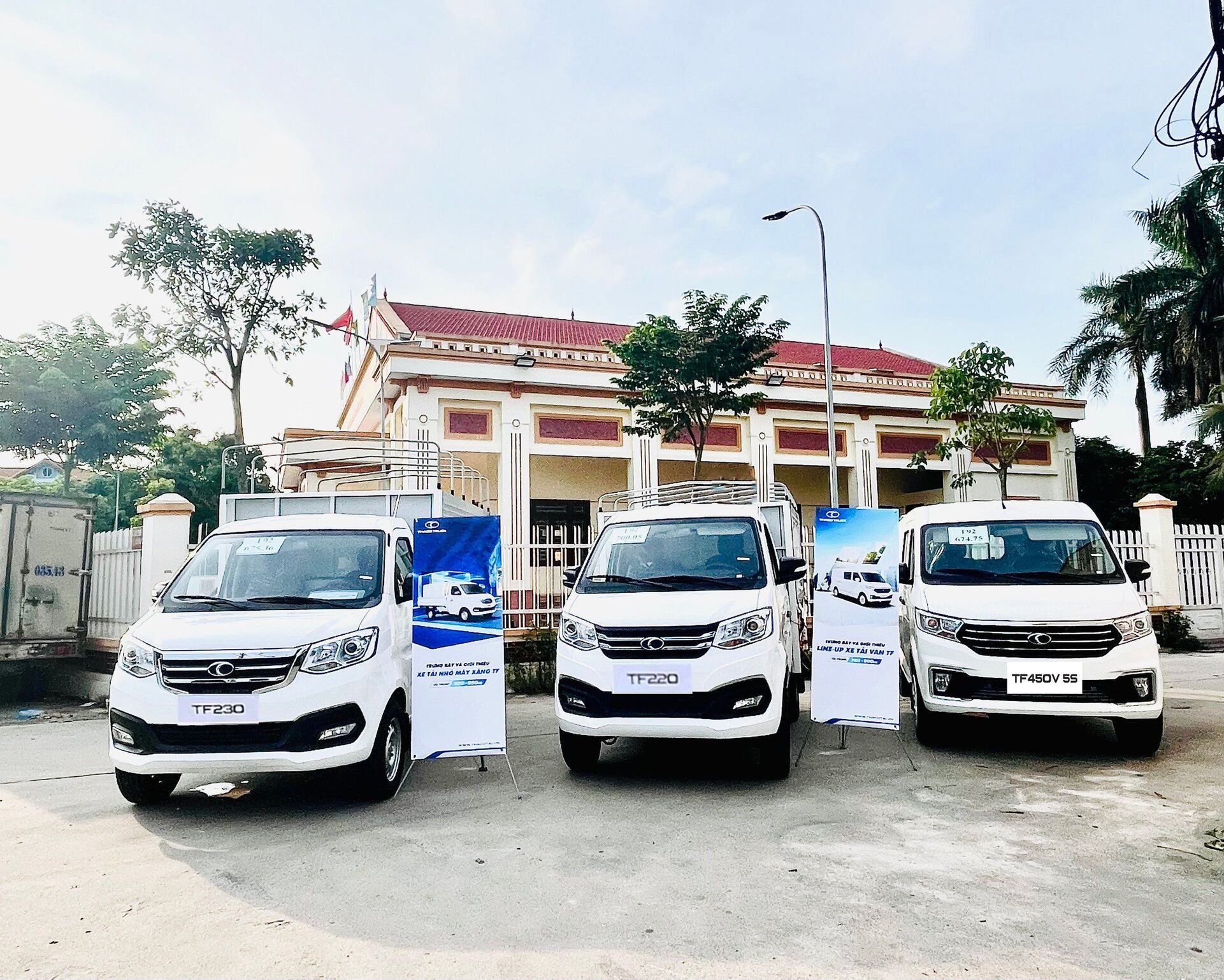 THACO AUTO  HƯNG YÊN TRƯNG BÀY VÀ GIỚI THIỆU LINE-UP SẢN PHẨM XE TẢI